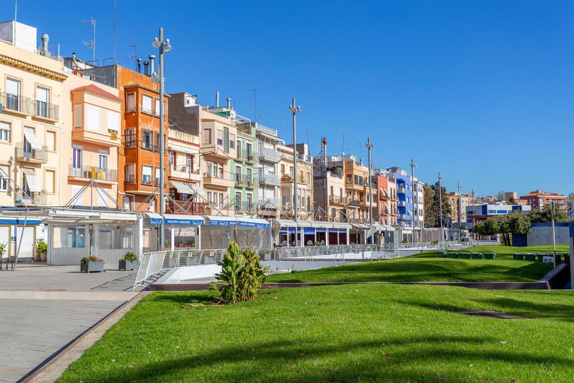 Cosy Apartment. 10Min Walk To The Beach & Train Tarragona Eksteriør billede